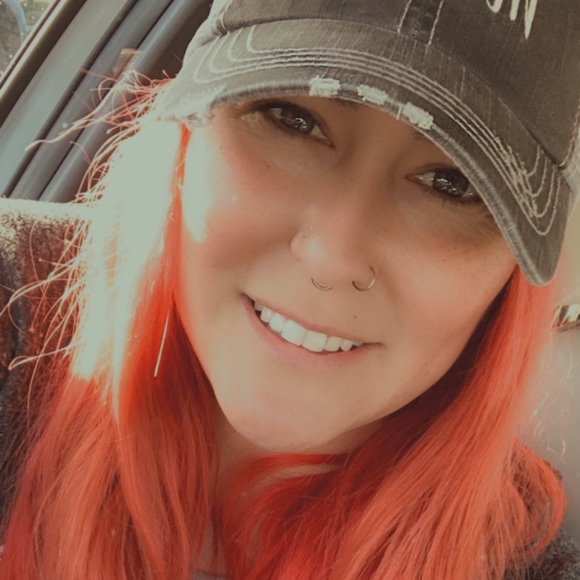 Meet your Posher, Veronica - Picture 1 of 1